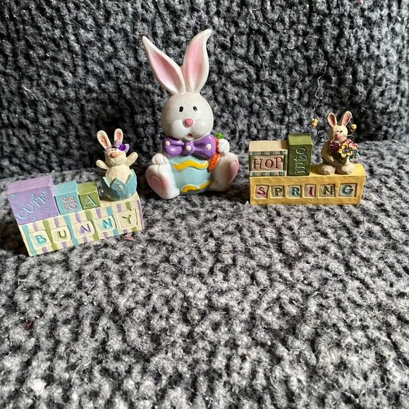 Easter Bunny Figurines Set - Picture 3 of 5